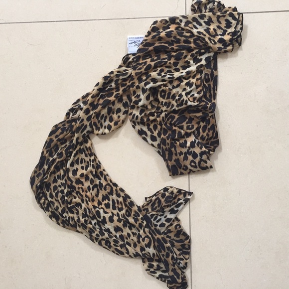 YBL 3 piece leopard swim set size 10 - Picture 7 of 8